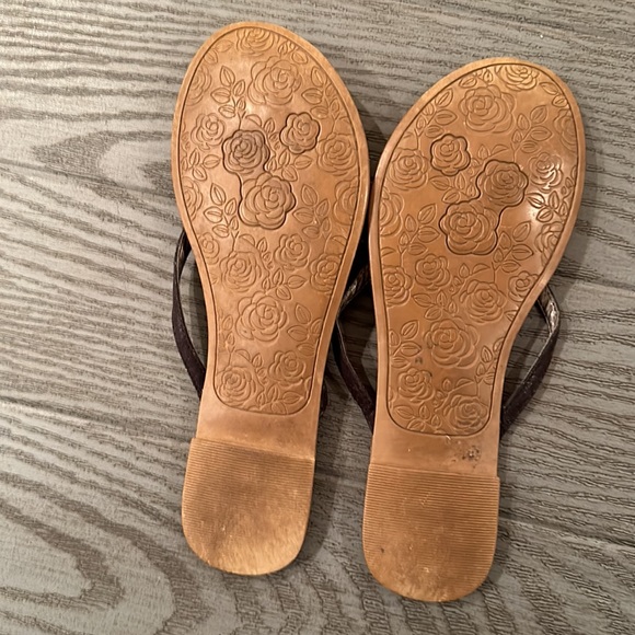 Carlos Sandals - Picture 7 of 7